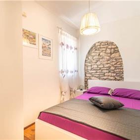 3 bedroom villa with pool near Pula, sleeps 6